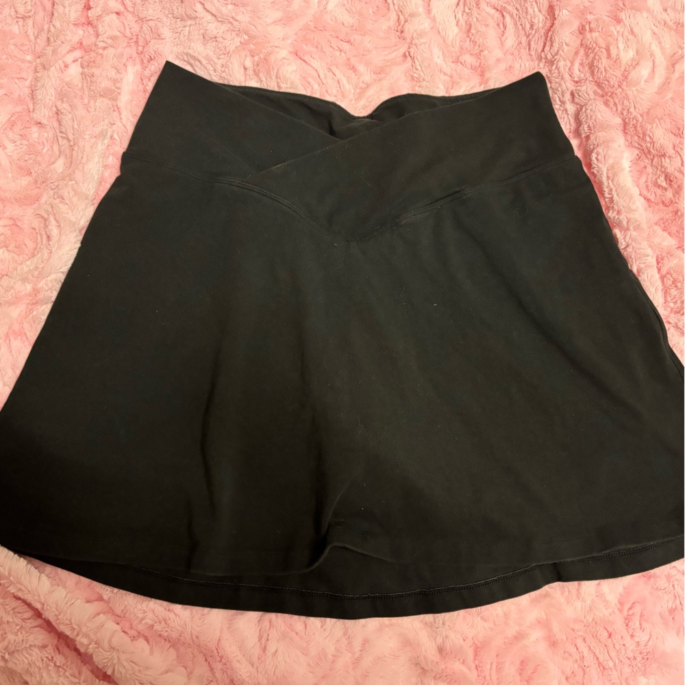 Black tennis/gym skort